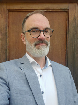 portrait of ben evans