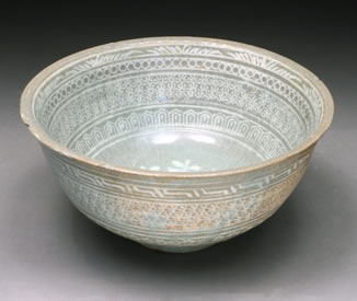 Korean Yi Dynasty bowl, 15th century, porcellaneous stoneware, h: 3-1/2” diam: 7”, S-JIMCA 1960.14