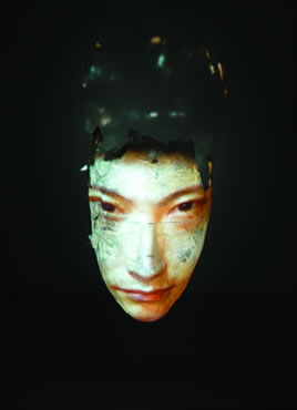 Fei Jun, Transformation, 2004, video installation, 6”x 12-1/2”